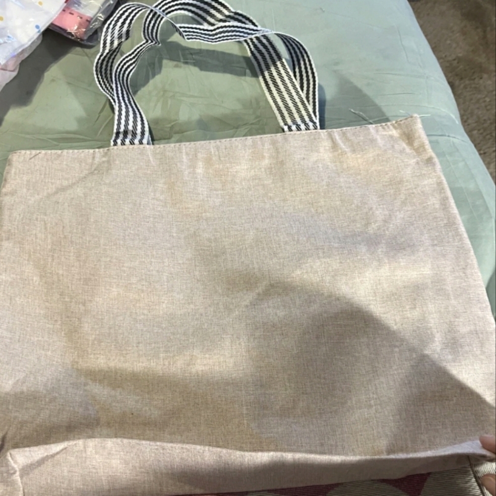 Hello Kitty Large Tote Bag purse - Picture 7 of 12